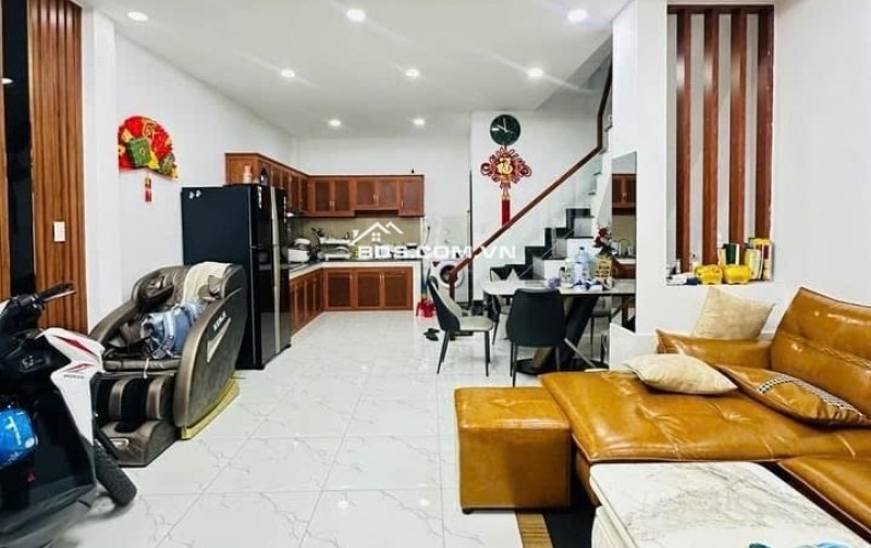 Bán nhà đẹp, đường Đồng Xoài khu K300, P.13 Tân Bình, 53m2, 2 Tầng, 3 PN. Chỉ Nhỉnh 6 tỷ